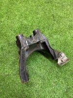 Audi / A5 / Кронштейн