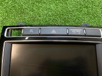 Volkswagen / Touareg / Дисплей мультимедиа