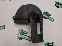 Audi / Q3 / Воздухозаборник