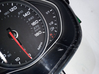 Audi / A6 / Панель приборов