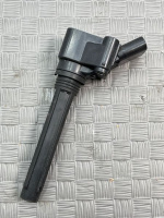 Audi / A4 / Катушка зажигания