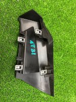 Audi / Q8 / Накладка бардачка