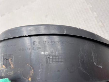 BMW / M6 / Водосток