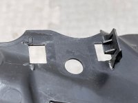 BMW / 3-Series / Пластик моторного отсека