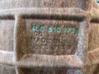 Audi / Q7 / Подкрылок