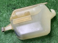 Mercedes-Benz / 300E / Бачок расширительный