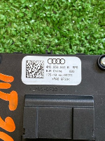 Audi / Q7 / Кнопка складывания сиденья