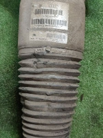 Audi / Q7 / Пневмостойка