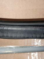 Audi / Q5 / Уплотнитель двери