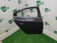 Volvo / S60 / Дверь боковая