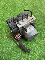 Audi / A5 / Блок ABS