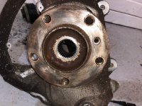 BMW / X5 / Кулак поворотный