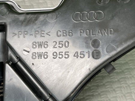 Audi / S5 / Бачок омывателя