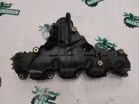 Audi / Q5 / Коллектор впускной