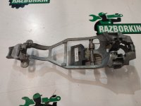 Volkswagen / Touareg / Кронштейн ручки двери
