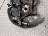 Mercedes-Benz / 190e / Кулак поворотный