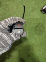 BMW / X1 / Кнопка аварийной сигнализации