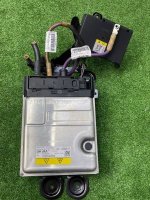 Audi / Q8 / Преобразователь напряжения