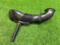 Audi / Q7 / Патрубок воздушного фильтра