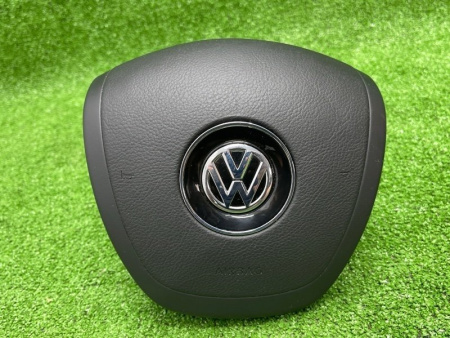 Volkswagen / Touareg / Подушка безопасности в руль