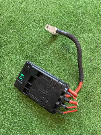 BMW / 1-Series / Распределитель