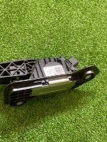 Chevrolet / Tahoe / Педаль газа