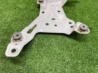 Porsche / Cayenne / Крепление фары