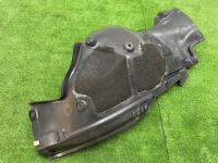 BMW / 7-Series / Подкрылок