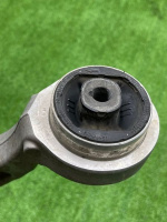 Audi / A4 / Рычаг подвески