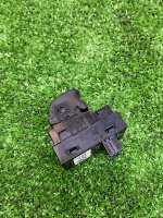 BMW / X5 / Кнопка открытия багажника