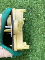 Audi / A6 / Узел привода аварийной разблокировки АКПП