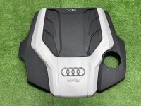 Audi / A7 / Декоративная крышка двигателя