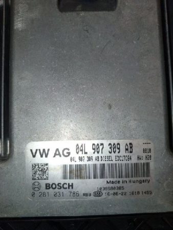 Audi / Q3 / Блок управления двигателем