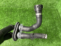 Audi / Q8 / Трубка системы охлаждения