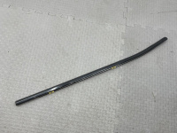 Chevrolet / Tahoe / Молдинг стекла