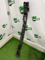 Audi / Q8 / Кронштейн бампера