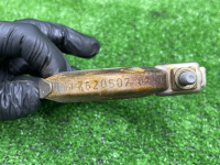 BMW / 7-Series / Хомут