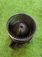 Volkswagen / Touareg / Мотор печки