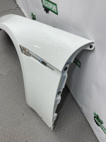 BMW / M6 / Крыло