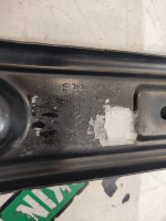 Porsche / Cayenne / кронштейн передней панели (телевизора)