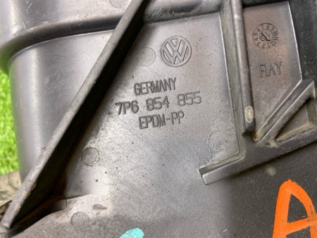 Volkswagen / Touareg / Брызговик