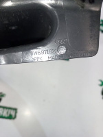 Audi / A5 / Накладка петли багажника