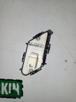 Mercedes-Benz / GLC 250d 4-matic / Кнопка центрального замка