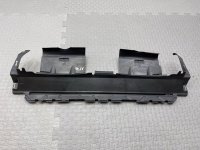 Audi / Q8 / Воздуховод радиатора