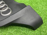 Audi / Q7 / Декоративная крышка двигателя