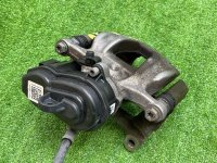 Audi / A4 / Суппорт тормозной