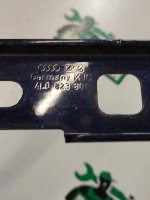 Audi / Q7 / Петля багажника