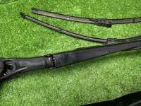 BMW / 3-Series / Поводок дворников