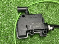 BMW / X5 / Активатор лючка бензобака