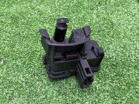 Volkswagen / Touareg / Замок лючка бензобака Volkswagen / Touareg / Замок лючка бензобака